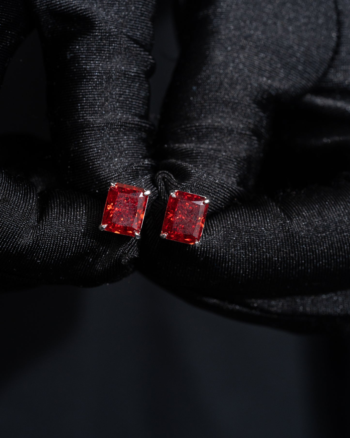 Ruby Glow Earrings - Kejsar