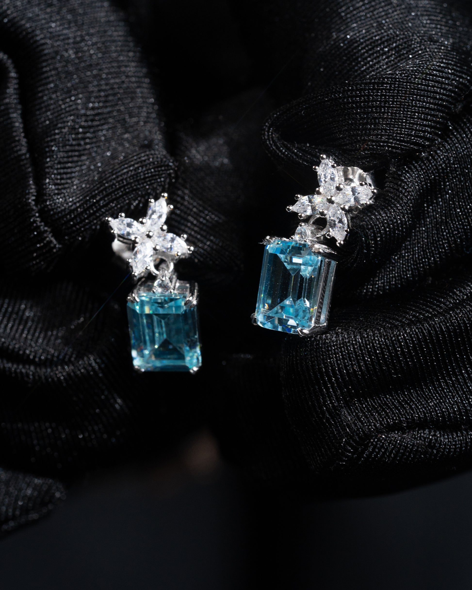 Crystal Blue Earrings - Kejsar