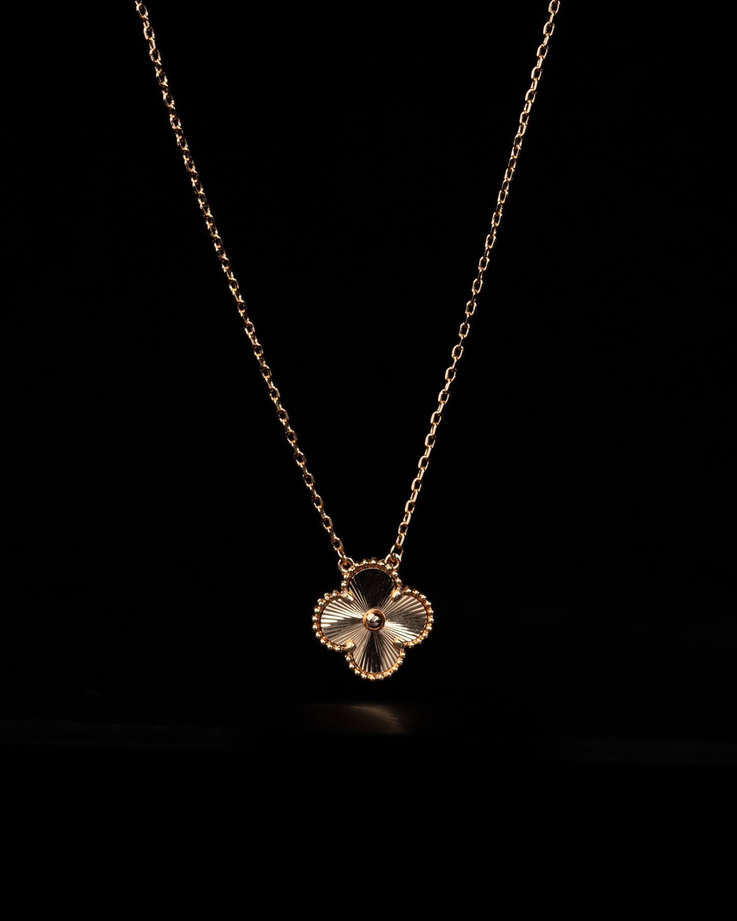 Four Leaf Clover Necklace Single