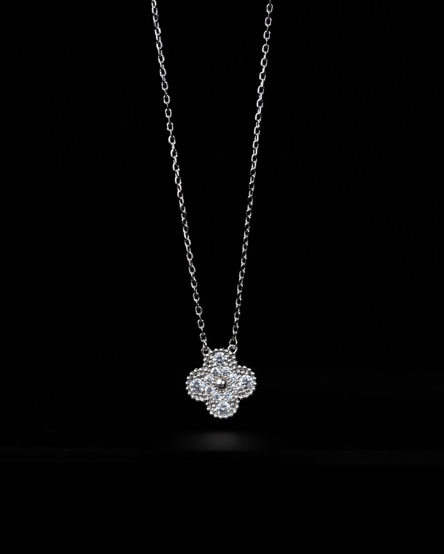 Four Leaf Clover Necklace Single