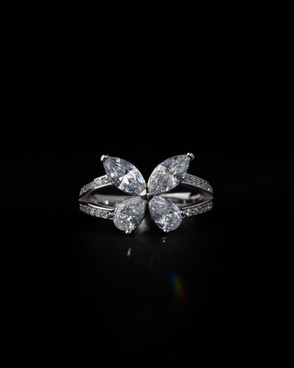 Queen Butterfly Ring - Kejsar